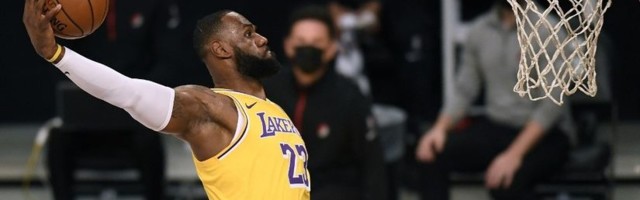 "Logo Lebron" se probudio u poslednjoj četvrtini i rešio pobednika (VIDEO)