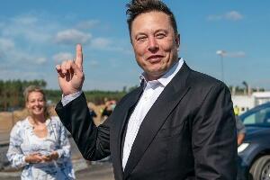 Маск: Подржао бих Рона де Сантиса на изборима 2024. године