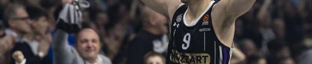 Marinković šmeker! Evo kako kapiten Partizana dočekao bivše saigrače! (VIDEO)