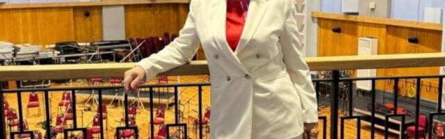 ŠOK-IZDANJE NEDE UKRADEN! Isplivala neviđena fotografija popularne pevačice!