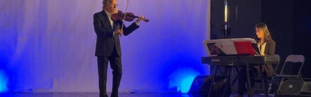 Violinista Jovan Kolundžija održao koncert u Užicu  (VIDEO)