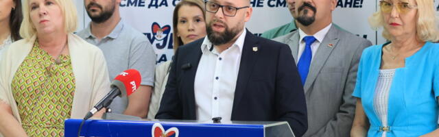 SNS Kragujevac: Nećemo dozvoliti da se nasilje normalizuje (VIDE)