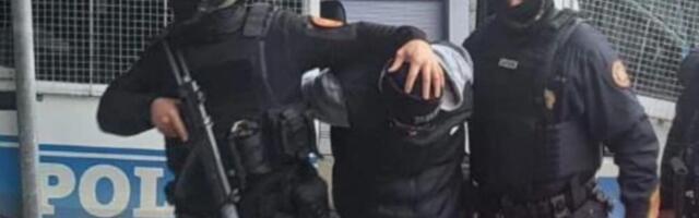 ON JE VOZIO egzekutora u Ušće?! Aleksandar Šarac parkirao blindu na mesto za invalide, Lazar ga izrešetao!