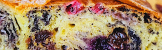 Pravo čudo na tanjiru: Svi će vam tražiti još jedno parče, pita sa makom i pekmezom odlična je za svaku priliku