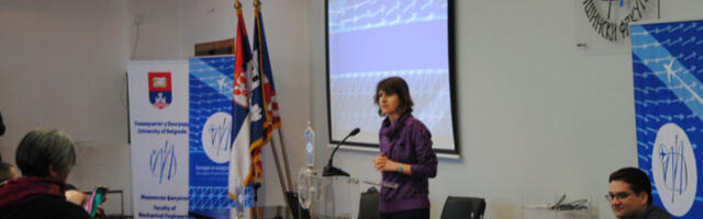 Будући инжењери представљају пројекте летелица