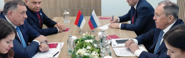 Додик са Лавровом и менаџментом Гаспрома у Санкт Петербургу