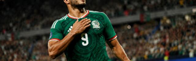 Meksiko otvara Mundijal pobedom: Južna Afrika pala 2:0