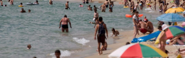 Бактерије затвориле плажу у популарном бугарском летовалишту