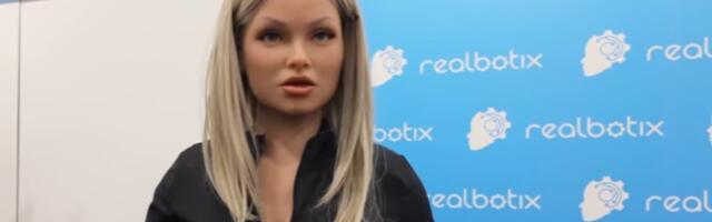 VIDEO: Humanoidni roboti stižu u američke škole kao asistenti nastavnicima