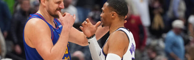 OVAJ ČOVEK RADI SVE Nikola Jokić održao &quot;kraljevima&quot; košarkašku lekciju