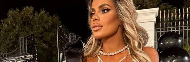 IRVASI, ZVEZDICE, LAMPICE... Evo kako je Marijana Zonjić sredila kuću u Podgorici - celo dvorište ŠLJAŠTI (FOTO)