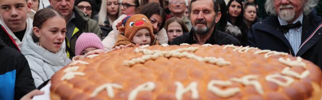 U porti Stare crkve u Kragujevcu danas se lomi česnica, 8. januara humanitarna maniferstacija