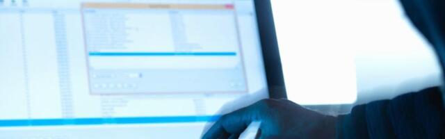 Influenseri prevaranti haraju preko interneta: Jedan klik i odoše vam sve pare sa račun!