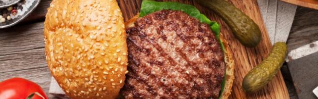 Pripremite savršen hamburger kod kuće: Jednostavan recept za obrok kao u restoranu
