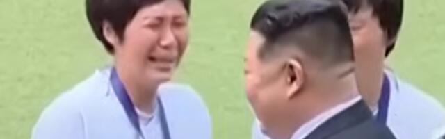 Snimak iz Severne Koreje ceo svet gleda iznova i iznova: Histerija zbog Kim Džong Una, dočekao ih je posle istorijske titule /VIDEO/