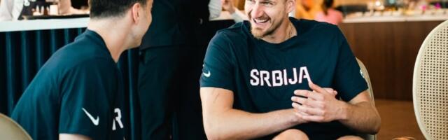 Okupili se košarkaši Srbije: Jokić nasmejan kao nikad do sad (FOTO)