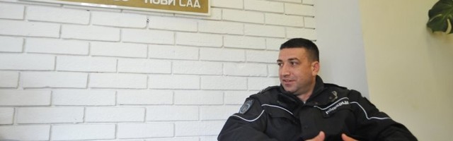 POLICAJAC POKLANJA KRV I PLAZMU: Siniša Mašić (38) u važnoj misiji