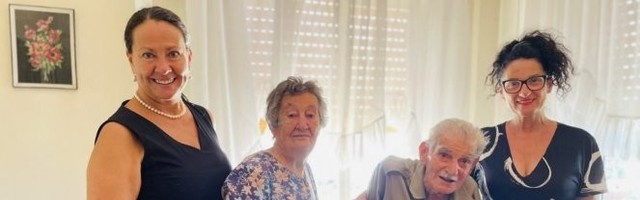 SRBIJA URUČILA PASOŠ ČUVARU GROBLJA NA ZEJTINLIKU! Veliko hvala Đorđu Mihailoviću!