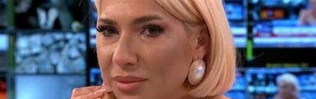 TRUDNA JOVANA JEREMIĆ ZAVRŠILA NA PODU! Trenutak koji je promenio SVE: Oduzeli su mi PRAVO, bol je ŽIV! (FOTO)