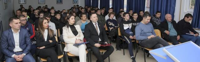 Edukacija za učenike u dualnom obrazovanju u Vlasotincu