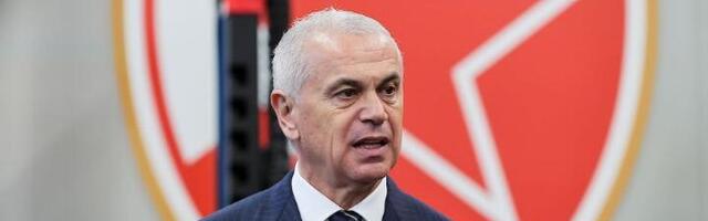 Zvezdan Terzić opet opleo po studentima (FOTO)