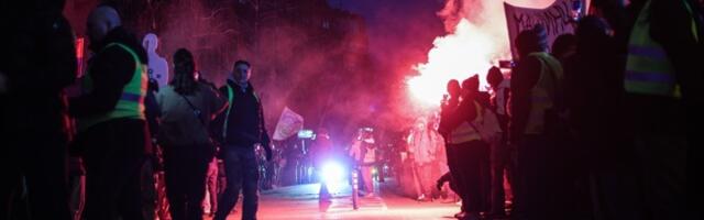 BODIROGA NA PROTESTU U NOVOM PAZARU: Gospodin ostaje gospodin (FOTO)