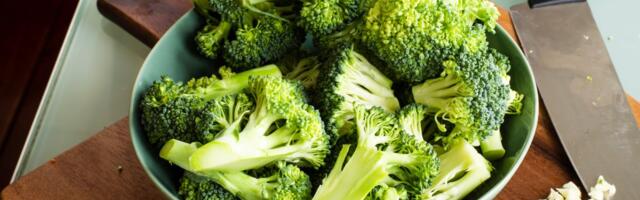Ne žurite prilikom pripreme brokolija: Jedan jednostavan trik otključava njegov moćni antikancerogeni sastojak