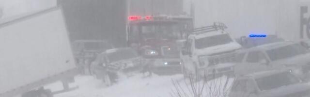 Lančani sudar više od 100 vozila po mećavi u SAD