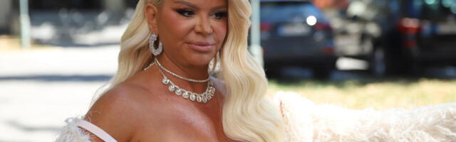 "LJUBOMORNI SU, USPEŠNA SAM MAJKA, DOBAR ČOVEK" Dara o snimku o kom bruji Srbija! "Moj advokat i kancelarija rade"