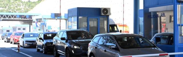 "Gađaju ti auto usred vožnje, a onda te jure" Opasni prevaranti u BMW i "golfu" haraju na putevima u komšiluku, a kad te zaustave sledi šok