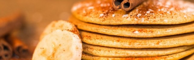 KULINARSKI TRIK DŽEJMIJA OLIVERA ZA SAVRŠENE PALAČINKE! Mekane kao pamuk - ovo morate da probate /VIDEO/