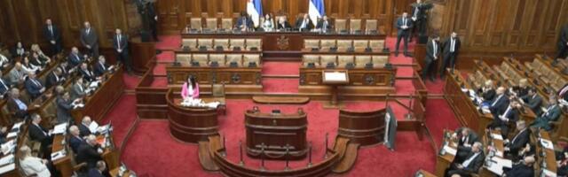 ĐILASOV SPN U PARAMPARČAD: Skupština raspravlja o izmeni zakona o lokalnim izborima, bivše saborce podelio bojkot