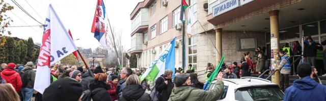 Vučić i Vučević odbranili državu! Kako je Srbija zaustavila obojenu revoluciju: Hteli su krv, a dobili zid