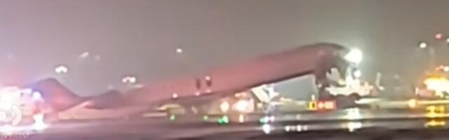 Њујорк: Најмање две жртве у судару авиона и возила хитне помоћ на аеродрому