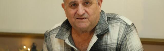 "KAD SE OPEČEŠ NA VRUĆE MLEKO, ONDA I U HLADNO DUVAŠ" Sejo Kalač o povlačenju sa estrade, saradnicima i karijeri: Ljubomora je ljubomora...