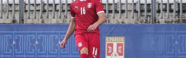 ZVEZDA NE TREBA DA BRINE ZA BUDUĆNOST, ali OVAJ momak MORA DOBITI ŠANSU ŠTO PRE!
