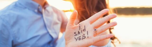 Kako je romantična prosidba postala komedija (VIDEO)