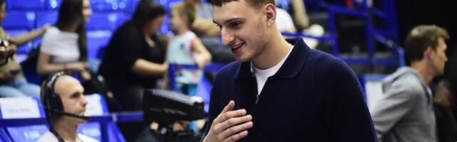 Baš loše vesti pred OI: Povredio se Nikola Jović!
