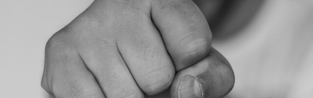 Uhapšeni mladići u Kraljevu: Sumnja se da su prebili tinejdžere ispred ugostiteljskog objekta