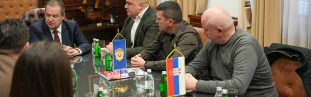 NOVI KOLEKTIVNI UGOVORI ZA POLICIJU BIĆE BOLJI NEGO PRETHODNI! Dačić razgovarao sa predstavnicima policijskih sindikata (FOTO)