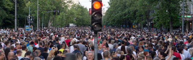 “Srbija protiv nasilja”: Koliko je ljudi bilo na petom protestu