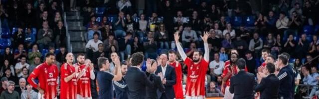 ŠOK U BLAUGRANI: Nikola Kalinić dobio udarac u lice - krvav je otišao u svlačionicu!