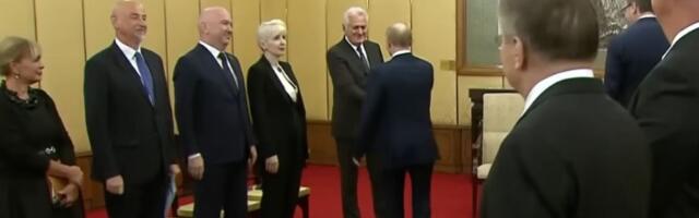 Vučić poveo i Tomu Nikolića u Kinu (VIDEO)