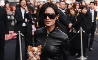 Demi Mur šokirala novim izgledom: Glumicu niko nije mogao da prepozna kada se pojavila u Milanu, da li vam se dopada njen novi stil?