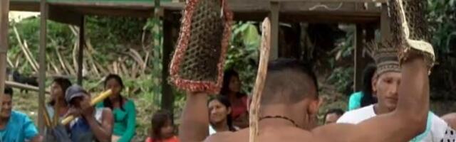 Dečacima na ruke stavljaju "rukavice smrti" čiji bol retko ko može da podnese: Ni devojčice nisu pošteđene, užasan ritual plemena