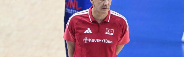 "Pevao sam i ja himnu, da se ne lažemo!" Boba Kovač o meču protiv svojih: Očekivao sam više od Srbije! /VIDEO/