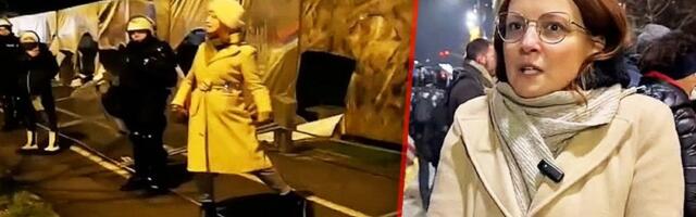 Šta nije u redu sa ovom ženom: Glumica-blokaderka snimljena u bizarnoj situaciji (VIDEO)
