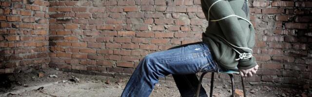 PAR UHAPŠEN ZBOG OTMICE MUŠKARCA U BEOGRADU: Odveli ga u jedan stan i pretukli, zadobio teške povrede glave!