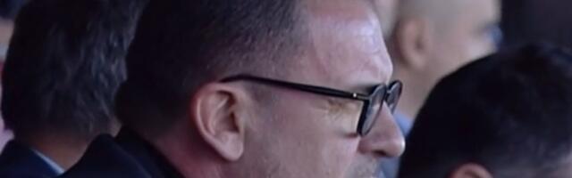 Navijači Partizana terali Mijatovića iz kluba!
