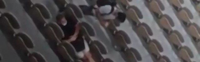 Snimak lika koji se sakrio od obezbeđenja da ga ne izvedu sa Novakovog meča je viral dana